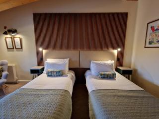 Dorset Resort Hotel - East Stoke - 9