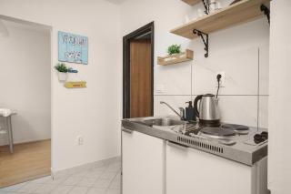 Frida Rooms and Apartments Vodice - Vodice - 1