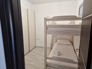 Christakis Luxury Apartment - Nea Kallikrateia - 4