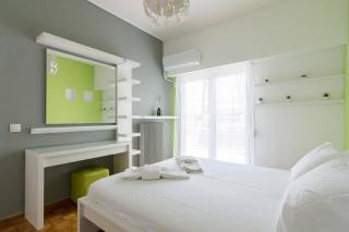 Sunlit 2BR Oasis in Metaxourghio 3min from metro - Athens - 6