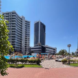 Апартаменты с бассейном на берегу моря в Батуми - Batumi - 8