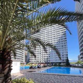 Апартаменты с бассейном на берегу моря в Батуми - Batumi - 9