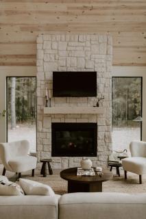 Unwind in Style & Serenity - The Denizen - 8