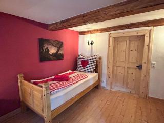 Ferienhaus Hexe mit Whirlpool, Sauna, Garten - Großschönau - 2