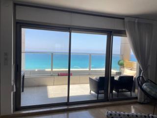 Appartement luxueux face mer - 1