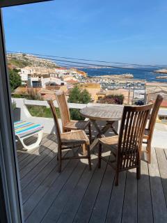 Au cœur du Parc National du Massif des Calanques, la Flibuste des Goudes, Maison 2 chambres, climatisée, jardins, solarium, proche plage, large vue mer - Marseille - 7