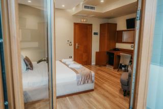 Center Hotel - Gjirokastër - 7