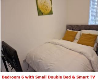 NightRest Homes 6 Bedroom House- Smart TV In each Room - Parking - Wifi -Milton Keynes - 6
