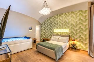 DOWNTOWN SRL - Croce di Malta Royale - 7