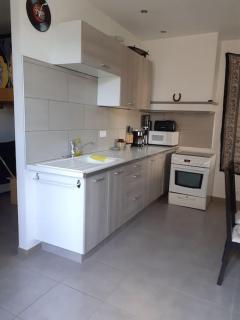 Maison de village - grand jardin - Saint-Quentin-la-Poterie - 6