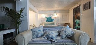 Cozy Guest - 8