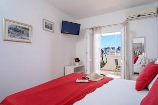 Apartments ''Tri Sestrice'' - ZF Hvar - Hvar (Lesina) - 1