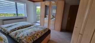 Moderne120qm Ferienwohnung in ruhiger Lage Heusweiler - Saarland - Heusweiler - 2
