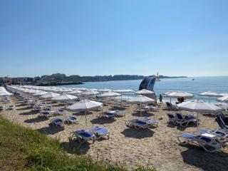 Luxury First Line apartment with pool and sea view in complex Oazis - 6