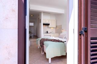 Apartments ''Three Sisters'' - ZF Hvar - Hvar (Lesina) - 1