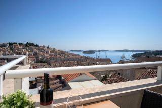 Apartments ''Three Sisters'' - ZF Hvar - Hvar (Lesina) - 4