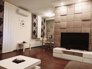 FamilyHouse - 2