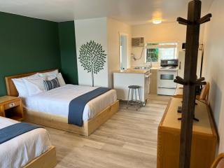 Kit Wat Motel & Marina - 0