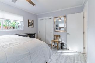 Spacious Fort Lauderdale HEATED Pool House, Grill and Beach 2.9 miles - 2