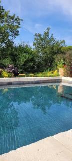 Au milieu des vignes piscine chauffée clim dans maison vigneronne - 6