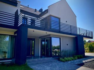 WSCHODY I ZACHODY - 3