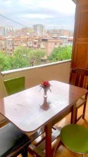 Saryan Apartment with a Balcony - Yerevan - 3