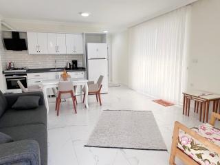 Villa Cempark Ortaca'da Havuzlu Müstakil Korunaklı - Ortaca - 1