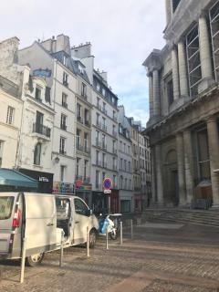 Appartement design à la bourse du commerce - París - 2