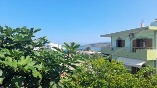 Vita Apartment - Spacious Garden and Balcony 5 min to Beach & Center - Ksamil - 3