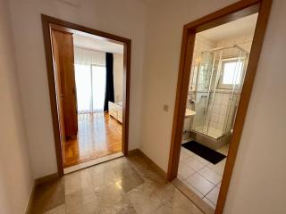 Hotel Buenavista Beach House Trogir - Trogir - 8