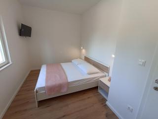 Apartment Amarilis - Supetar (San Pietro di Brazza) - 1