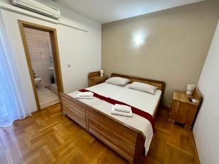 Hotel Buenavista Beach House Trogir - Trogir - 1
