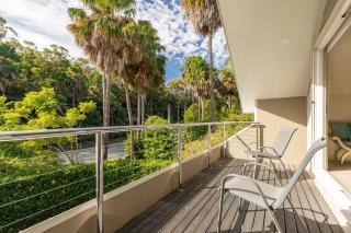 The Beach House at Lizzie - 8