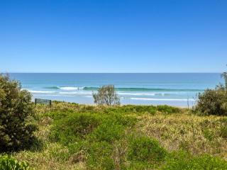 Bare Feet on Cabarita Beach - Cabarita Beach - 7