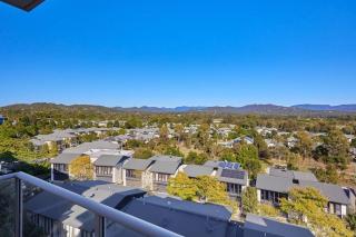 Two bedroom Apartment in Robina Center - 7
