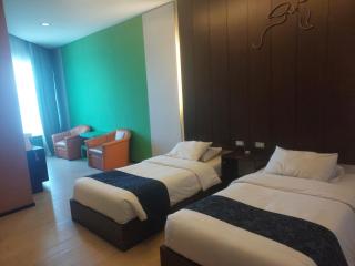 Hotel New Puri Garden - Kalibanteng-lor - 1