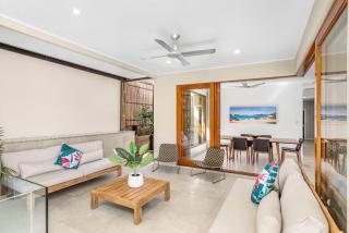 Belle Escapes Havenly Luxury Villa Palm Cove - Palm Cove - 2