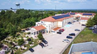 Savannah House Hotel - Branson - 4