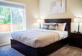 Kirkland Luxury Tranquil Retreat 7BR w Office - Kirkland - 3