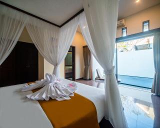 Villa Demi Seminyak - Seminyak - 1