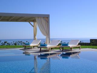 The Royal Blue a Luxury Beach Resort - Panormos Rethymno - 2