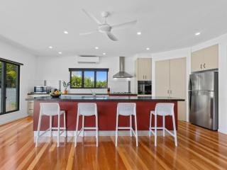 Beach House On Ebony - Casuarina - 1