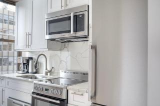 Midtown East 1br w media room nr Grand Central NYC-1169 - New York - 7