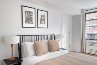 Midtown East 1br w media room nr Grand Central NYC-1169 - New York - 5