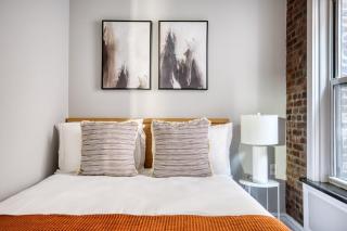 West Village 1br w wd nr Pier 46 NYC-1060 - 3