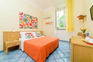 Sharon House - 5