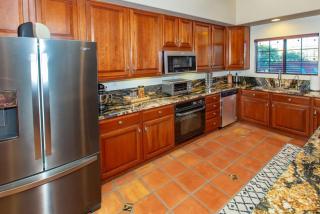 Spectacular Views, Heated Pool, and Outdoor BBQ - Tucson - 1