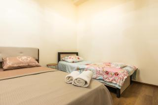 Sweet Home VIP 10 at Freedom Square - Tbilisi - 7