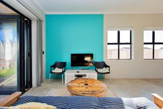 Beach Breakaway Apartment - 2