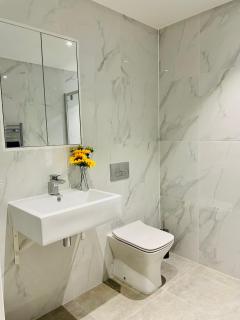 Brand New Modern Studio Flat - Southend-on-Sea - 3
